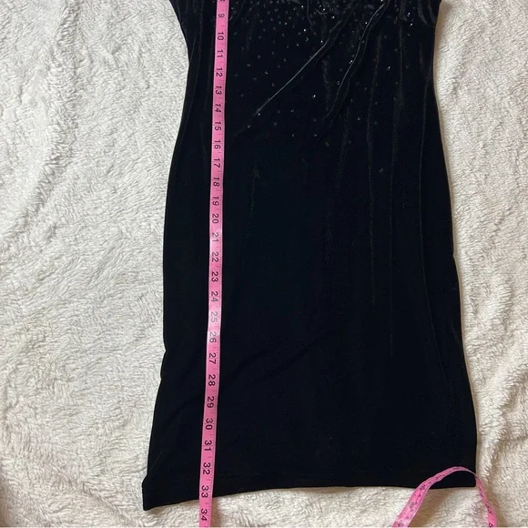 Vintage velvet formal dress - Picture 7 of 7